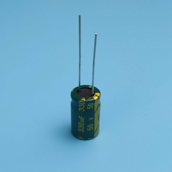 Конденсатор электролитический 330мкФ 50В 10х17мм Chenxing