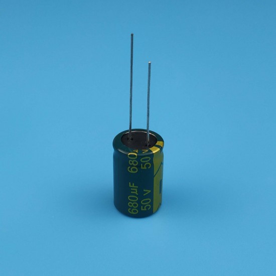 Конденсатор электролитический 680мкФ 50В 13х20мм CHANGXIN